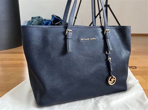 staubbeutel michael kors|michael kors tote bag.